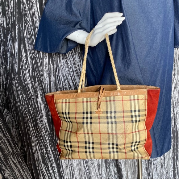 Burberry‎ Tote - Picture 1 of 16